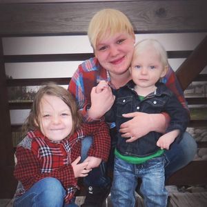 Meet your Posher, Dina